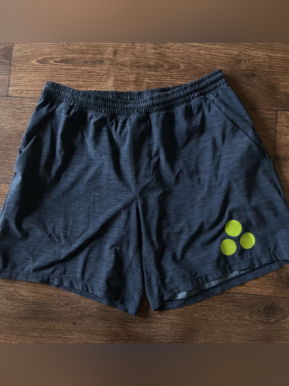 Lululemon Athletica M7AF pace breaker lined 7” blueathletic shorts has logo XL